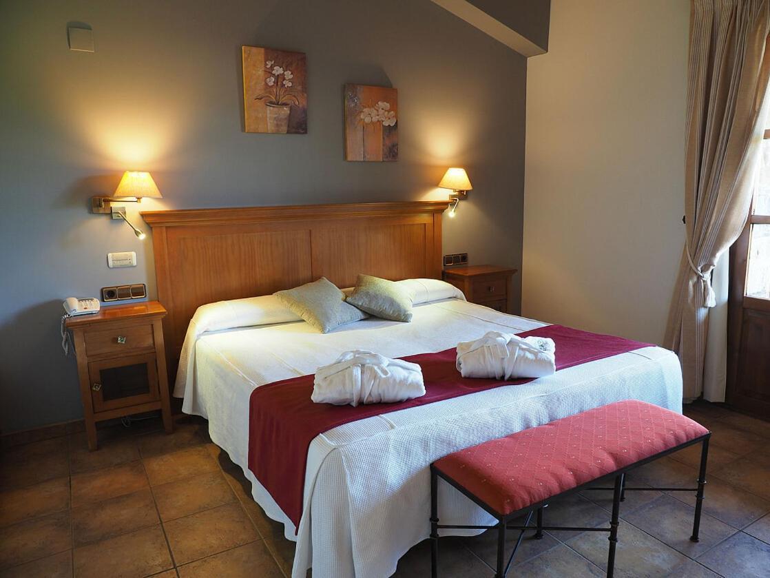 Hotel & Spa Pena Montanesa 아인사 외부 사진